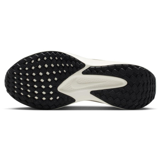 Nike Quest 6